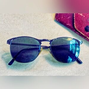 Stylish Vintage Persol Bahia Black Sunglasses, Unisex